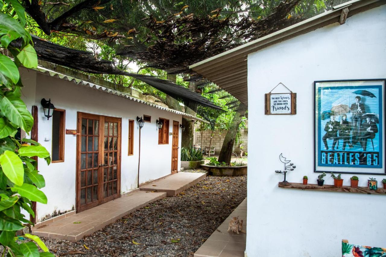 Hostal Hermoso Palomino Exterior foto